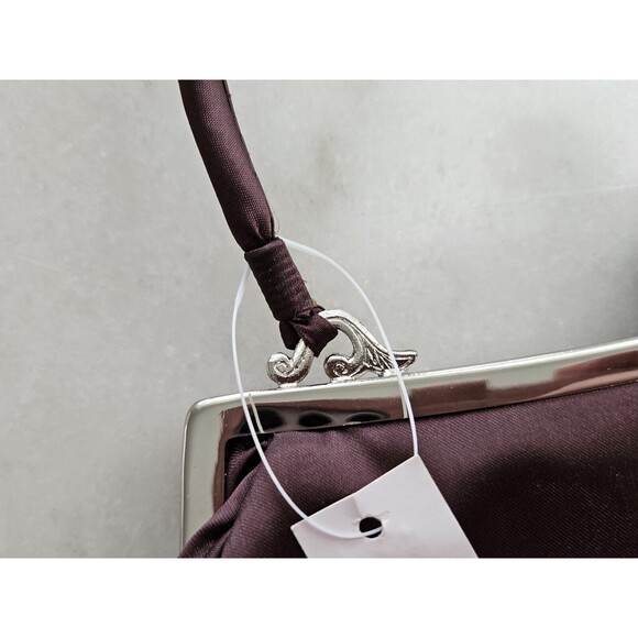 New Women’s Vintage Style "The Look" Clutch Handbag Purse Frame Classic NWT - Picture 8 of 10